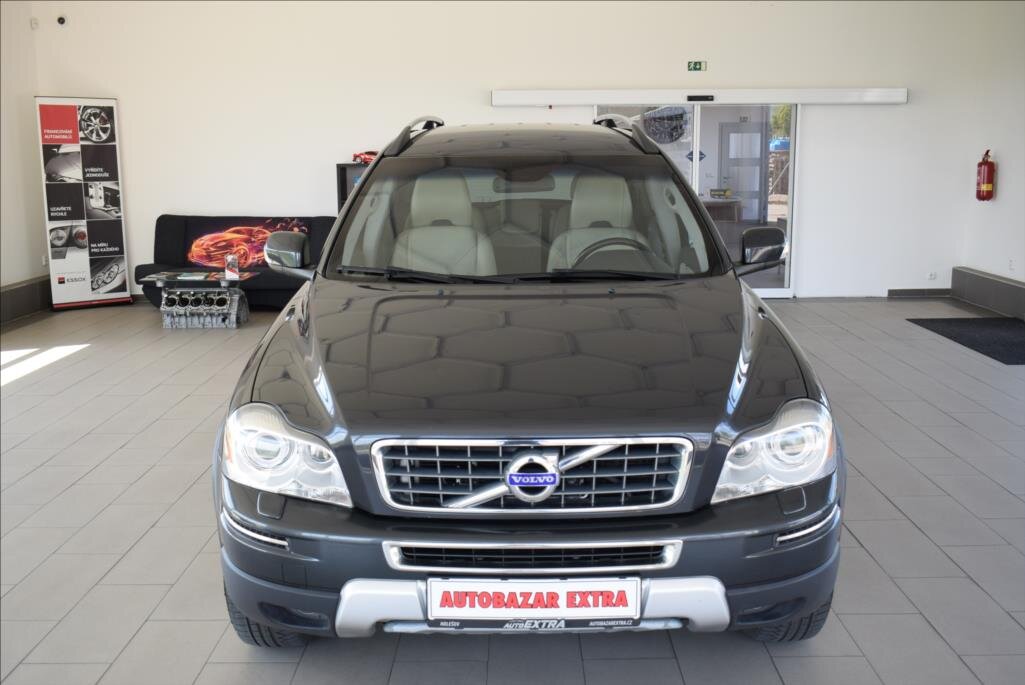 Volvo XC90 SUV / Terénní 2,4 l 136 kw