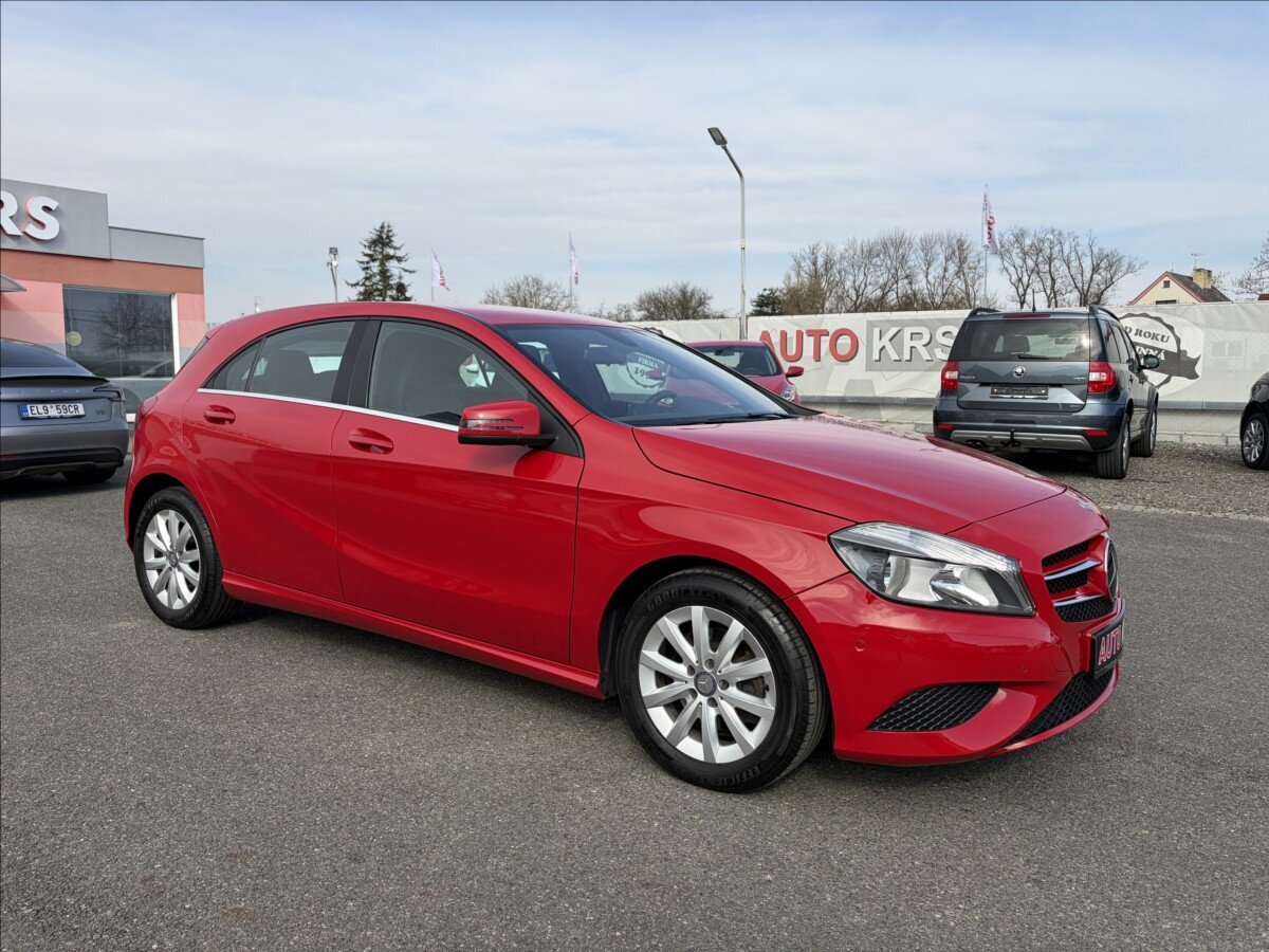 Mercedes-Benz Třídy A Hatchback 1,6 l 90 kw