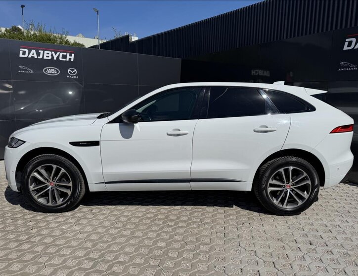 Jaguar F-Pace SUV / Terénní 2,0 l 132 kw