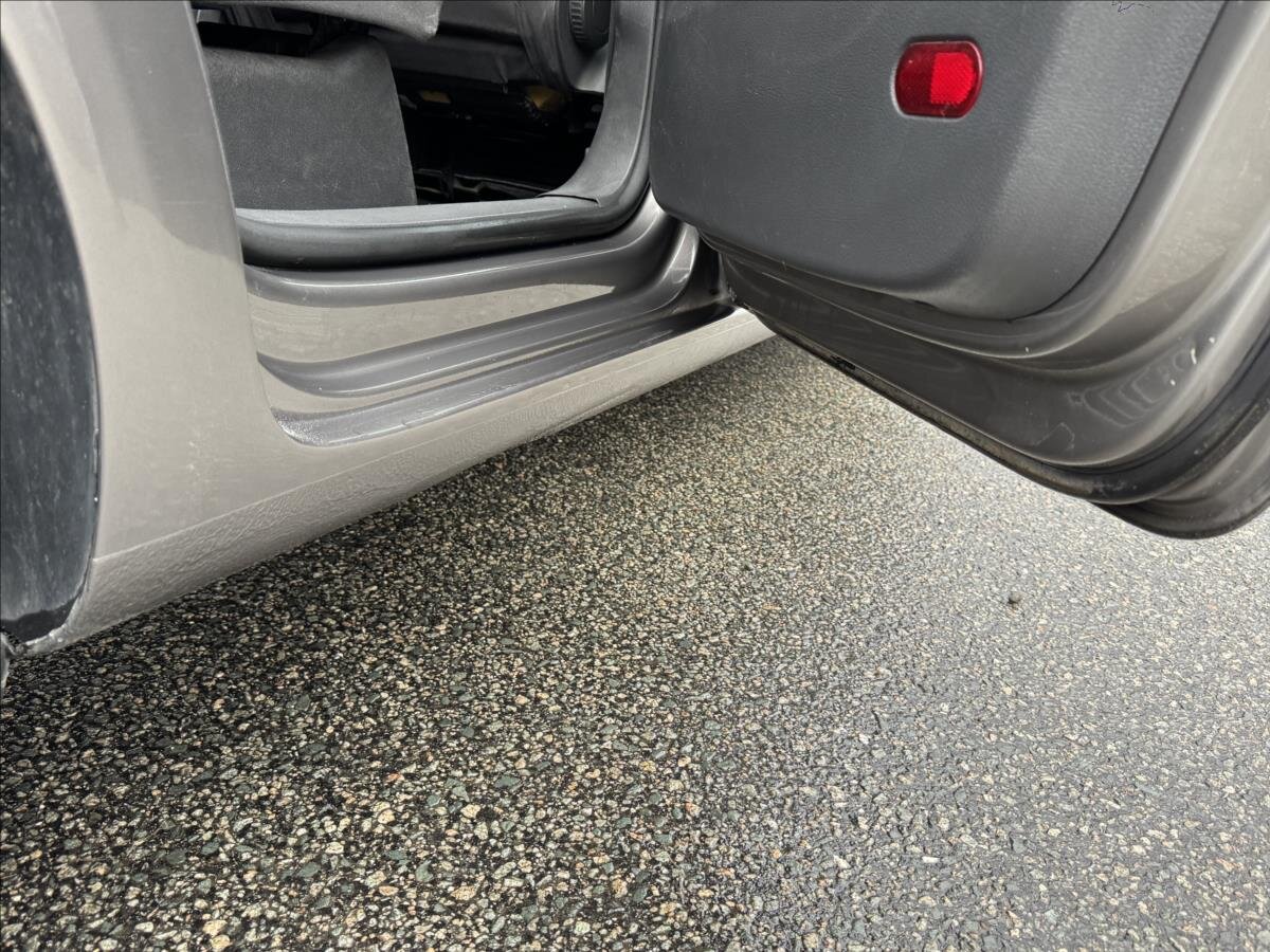 Volkswagen Touran MPV 1,9 l 77 kw