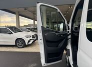 Mercedes-Benz Sprinter 9