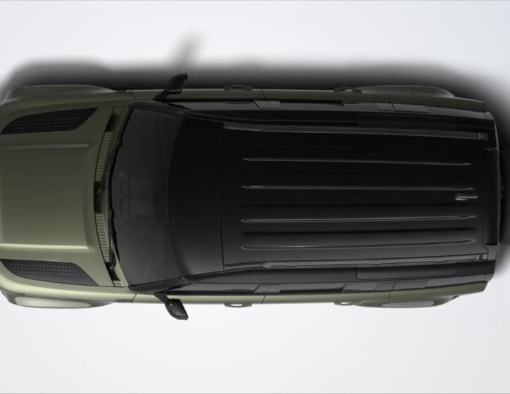 Land Rover Defender 4