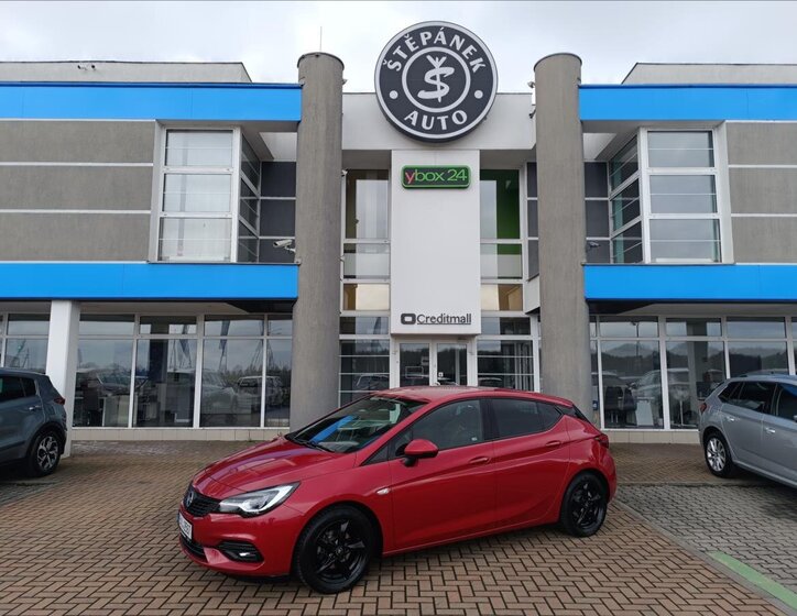 Opel Astra Hatchback 1,2 l 96 kw