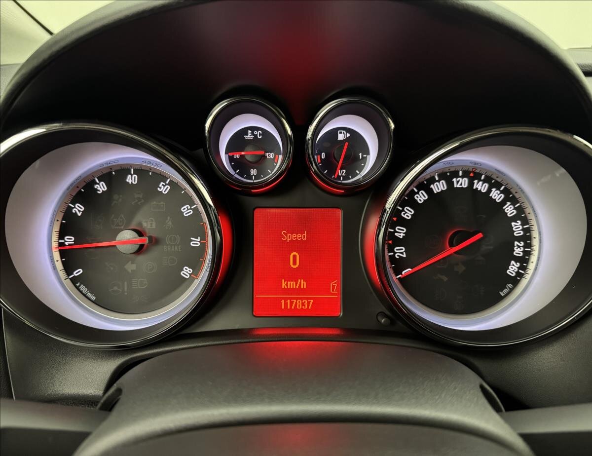 Opel Astra Hatchback 1,4 l 103 kw