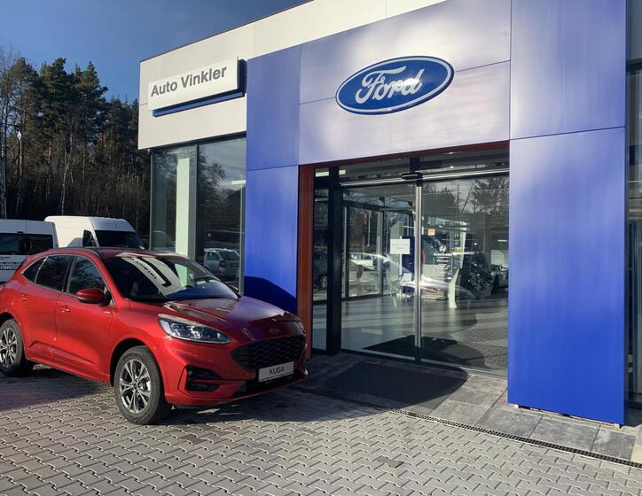 Ford Kuga 1