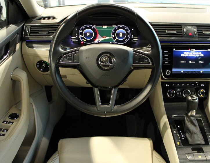 Škoda Superb Kombi 2,0 l 140 kw