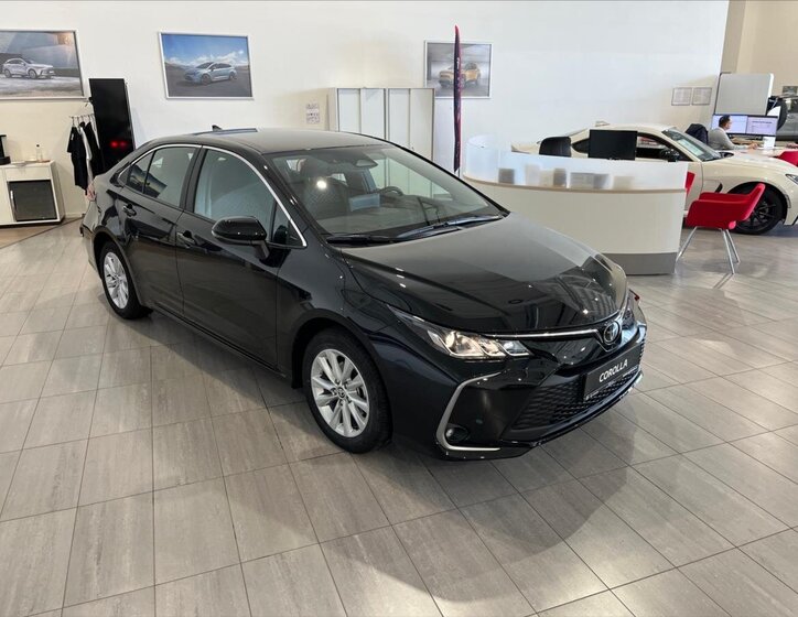 Toyota Corolla Sedan 1,5 l 92 kw