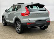 Volvo XC40 9