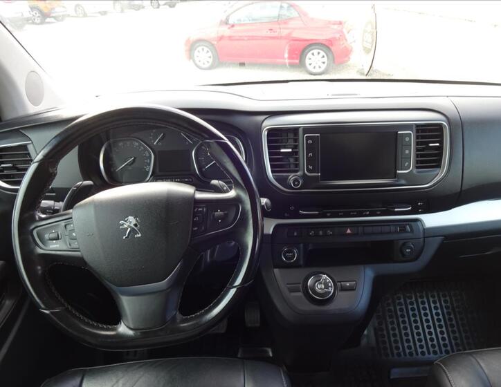 Peugeot Traveller 40