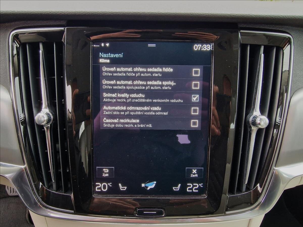 Volvo V90 Kombi 2,0 l 140 kw