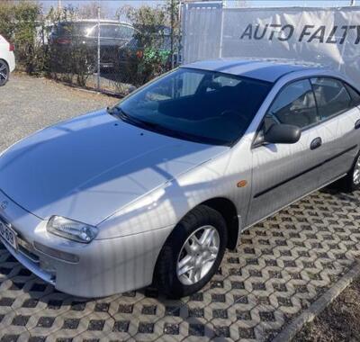 Mazda 323 3