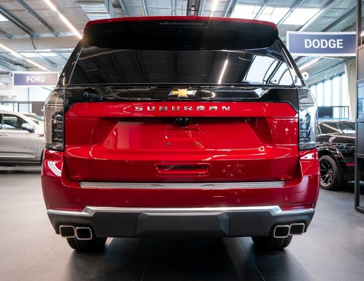 Chevrolet Suburban SUV / Terénní 6,2 l 313 kw