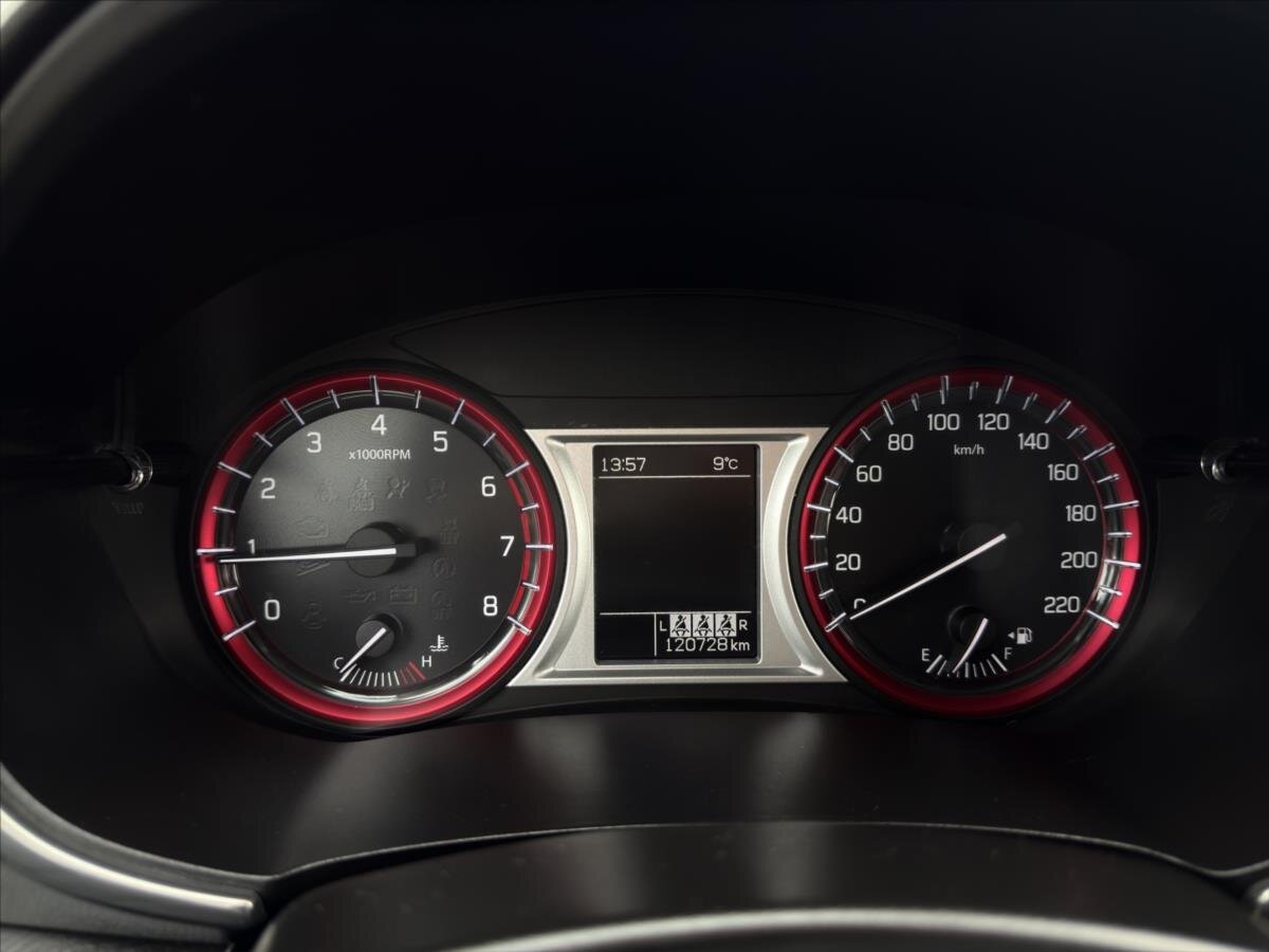 Suzuki Vitara SUV 1,4 l 103 kw
