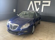 Lancia Delta Hatchback 1,6 l 88 kw