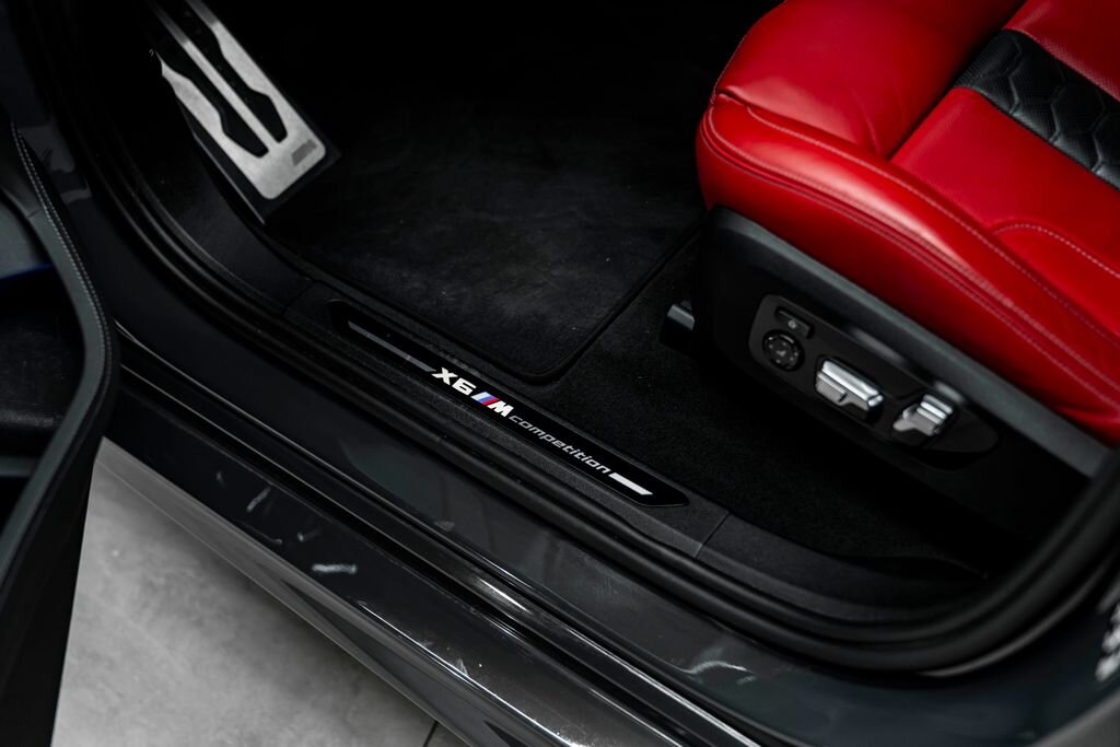 BMW X6 SUV / Terénní 4,4 l 460 kw