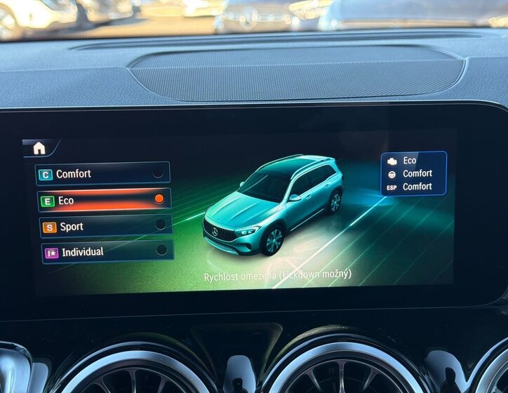 Mercedes-Benz EQB SUV / Terénní 0,0 140 kw