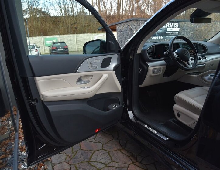 Mercedes-Benz GLE 13