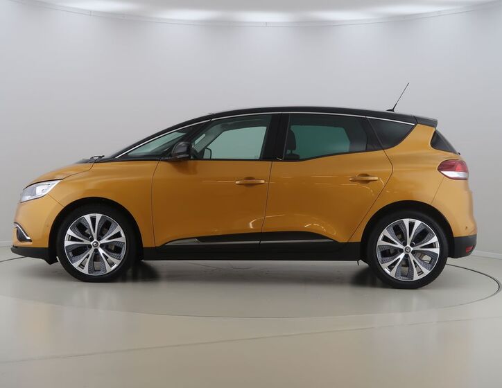 Renault Scénic 8