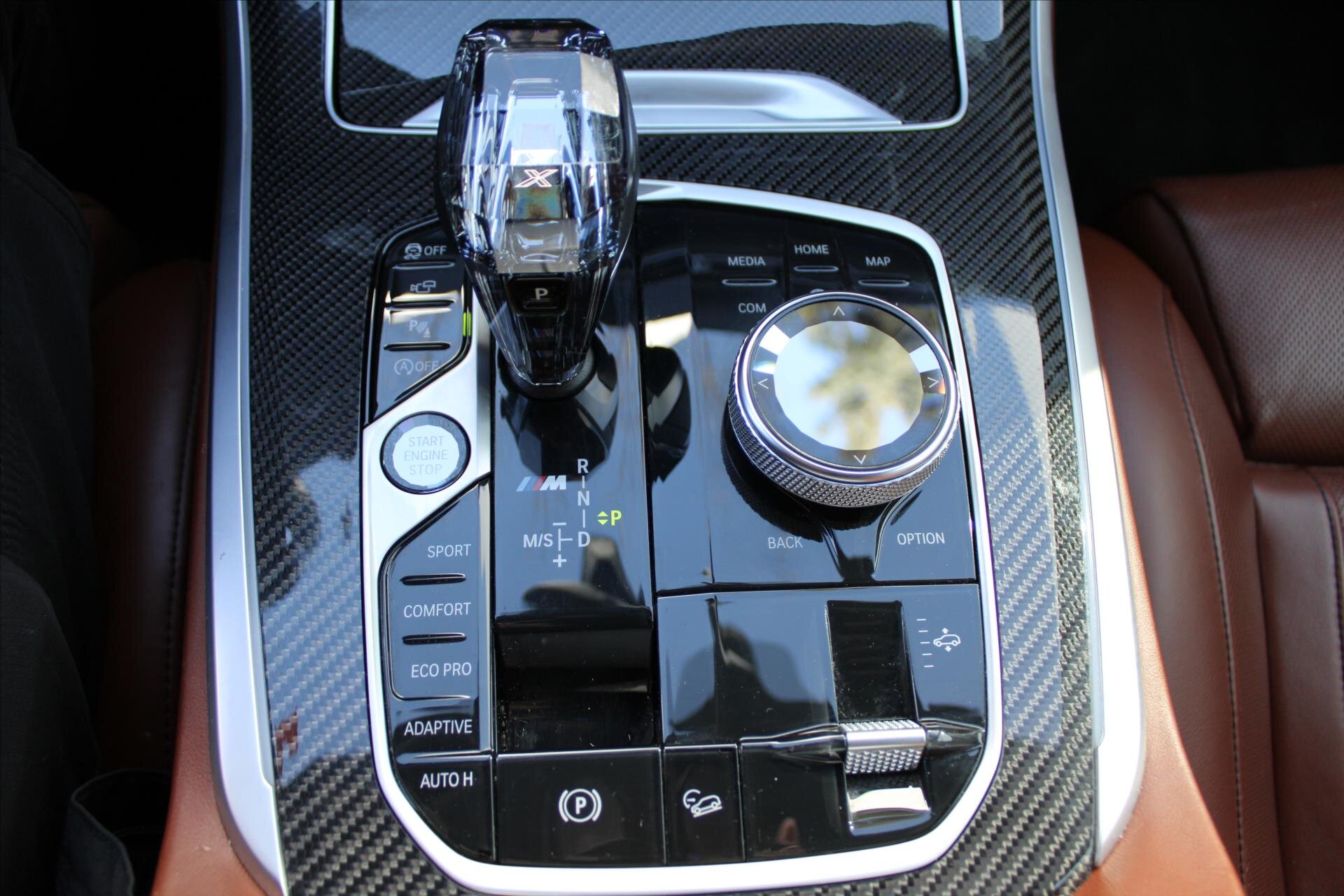 BMW X5 SUV / Terénní 4,4 l 390 kw