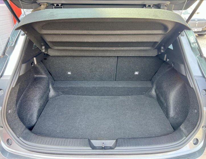 Nissan Qashqai SUV / Terénní 1,3 l 116 kw