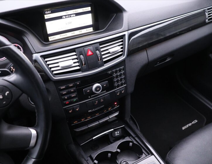 Mercedes-Benz Třídy E Sedan 3,0 l 195 kw