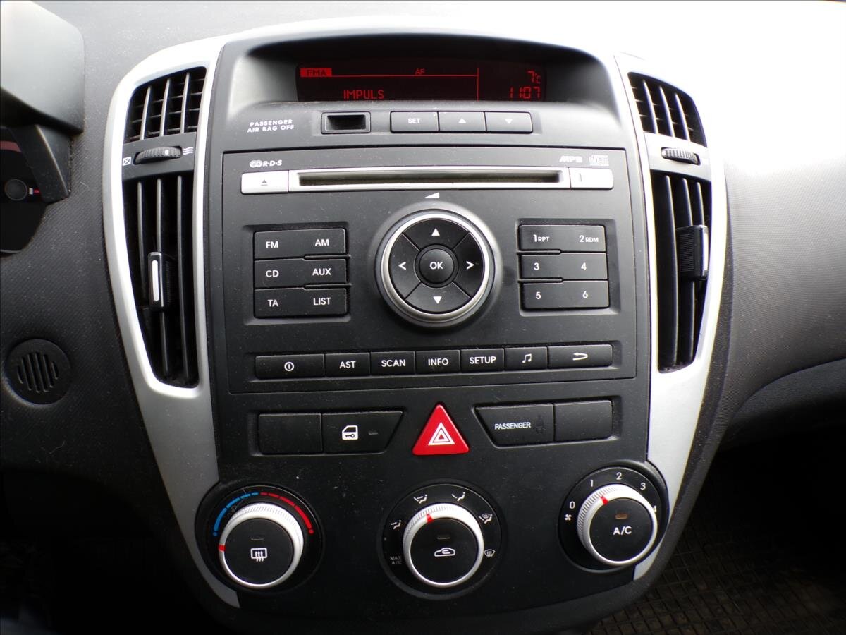 KIA Ceed Kombi 1,4 l 66 kw