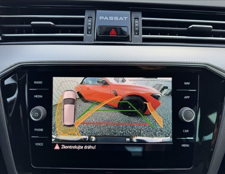 Volkswagen Passat Kombi 1,5 l 110 kw