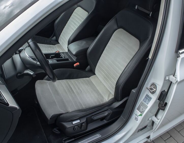 Volkswagen Passat 10