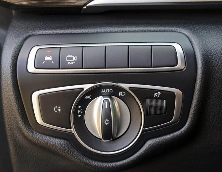 Mercedes-Benz Třídy V Kombi 2,0 l 174 kw