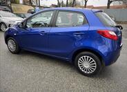 Mazda 2 10