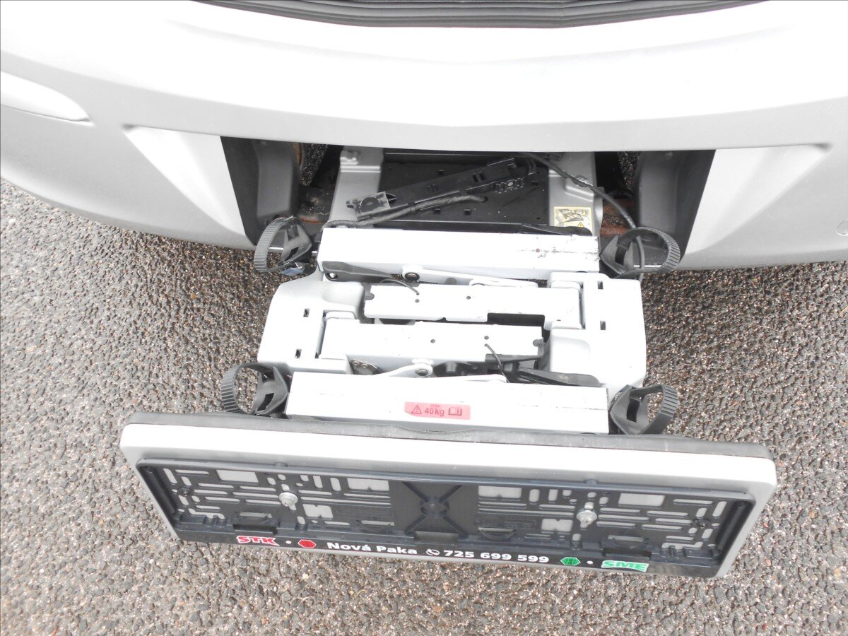 Opel Corsa Hatchback 1,4 l 64 kw