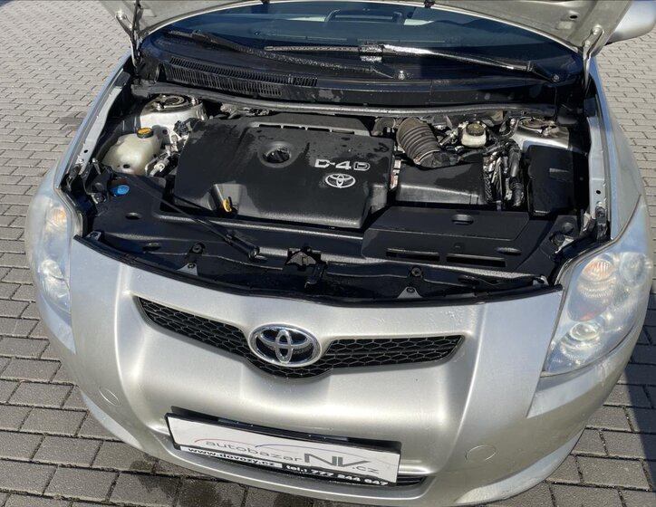 Toyota Auris 23