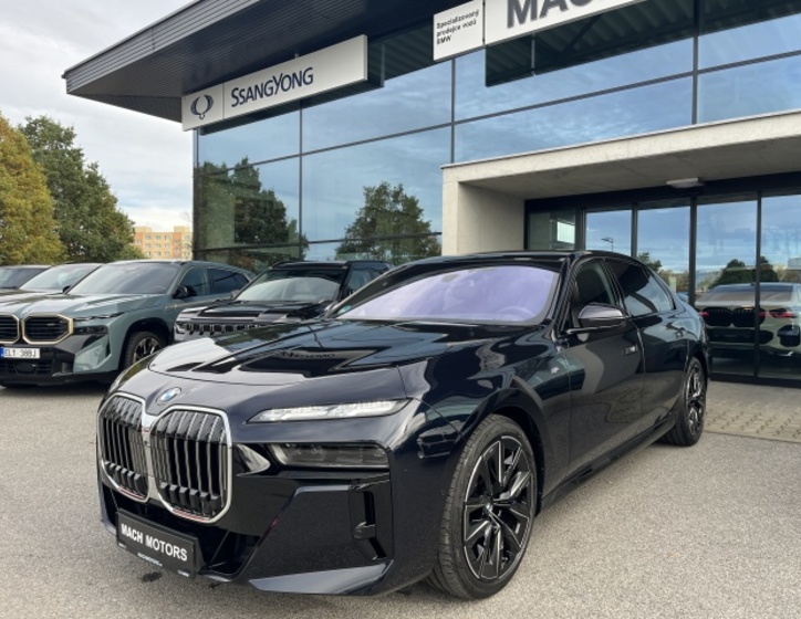 BMW Řada 7 4