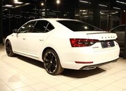 Škoda Superb Liftback 1,4 l 160 kw