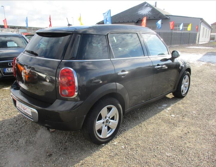 Mini Countryman 4