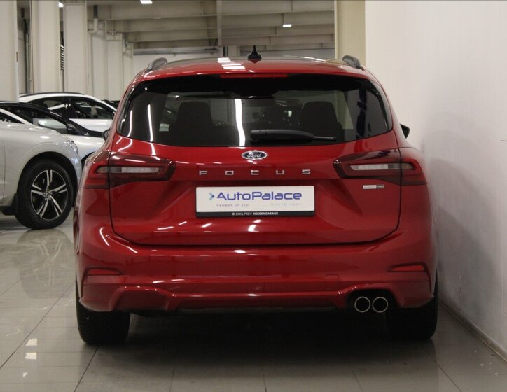 Ford Focus Kombi 999,0 114 kw