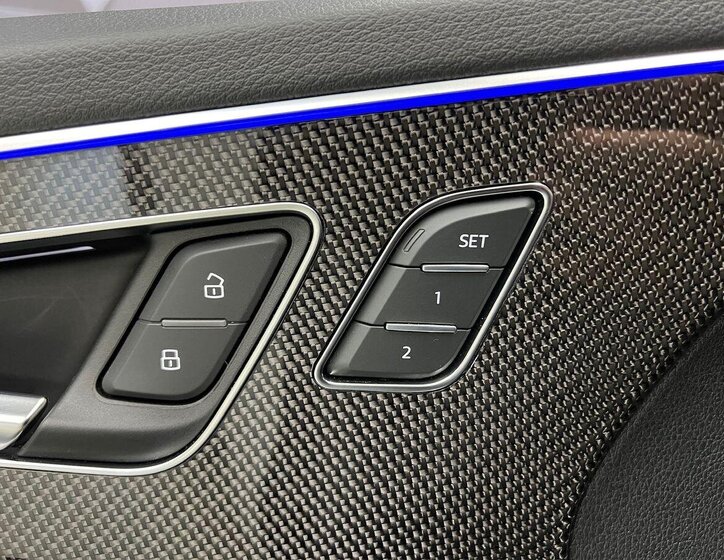 Audi SQ8 SUV 4,0 l 373 kw