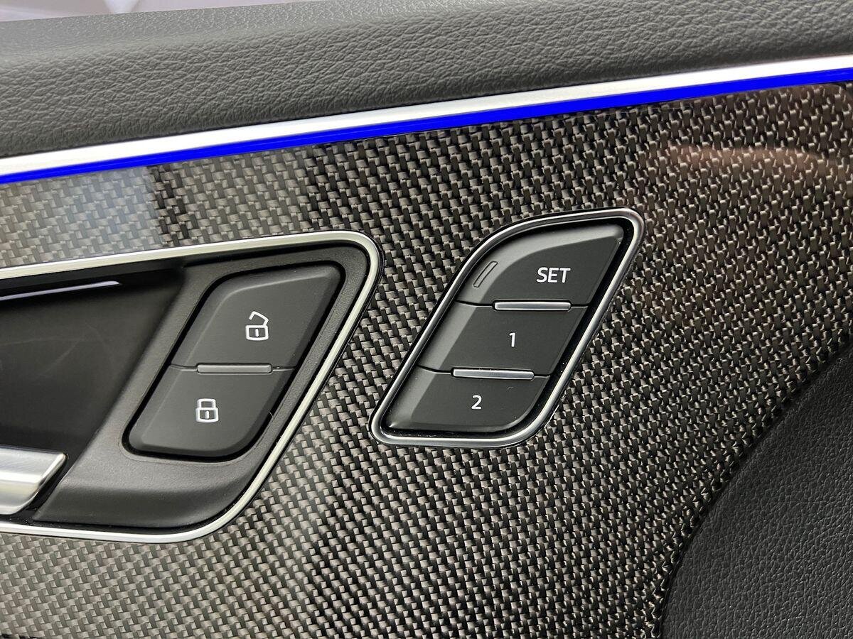 Audi SQ8 SUV 4,0 l 373 kw