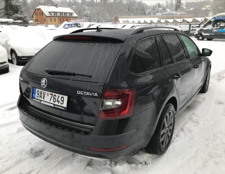 Škoda Octavia Kombi 2,0 l 110 kw