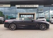 BMW Řada 8 Kabriolet 4,4 l 390 kw