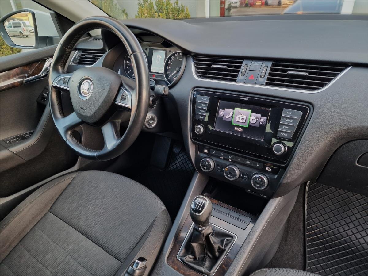 Škoda Octavia Sedan / Limuzína 2,0 l 110 kw