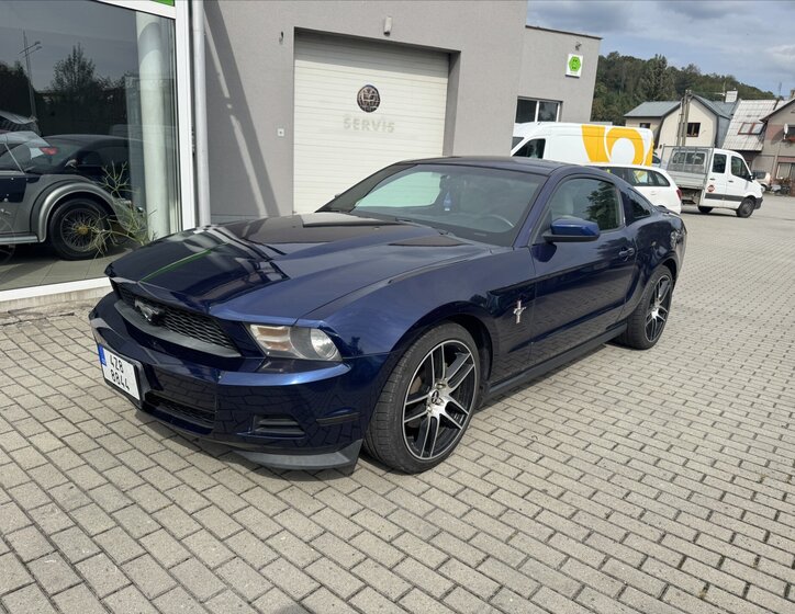 Ford Mustang Kupé 3,7 l 224 kw