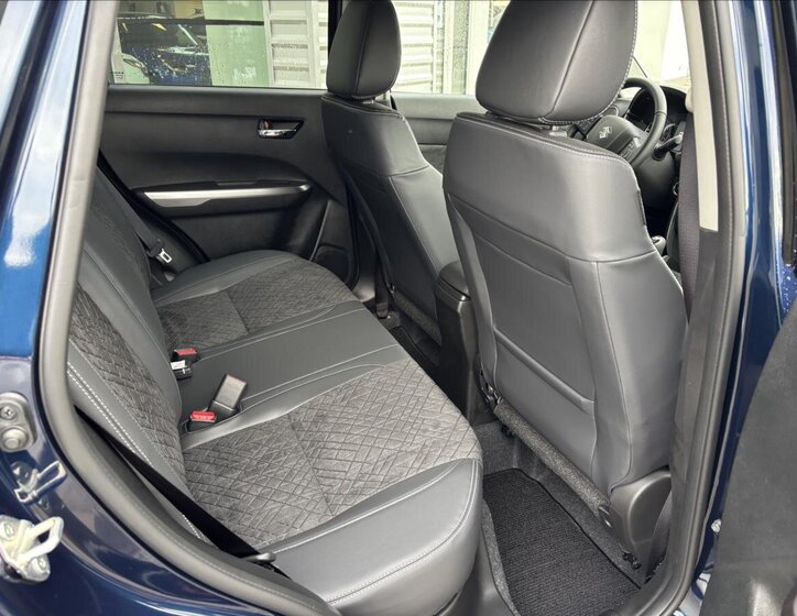 Suzuki Vitara SUV / Terénní 1,4 l 81 kw