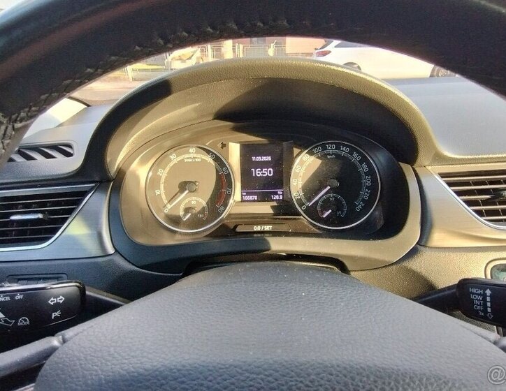 Škoda Rapid Liftback 0,0 81 kw