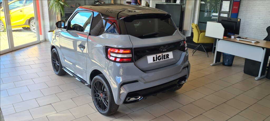 Ligier JS 50 Hatchback 499,0 6 kw