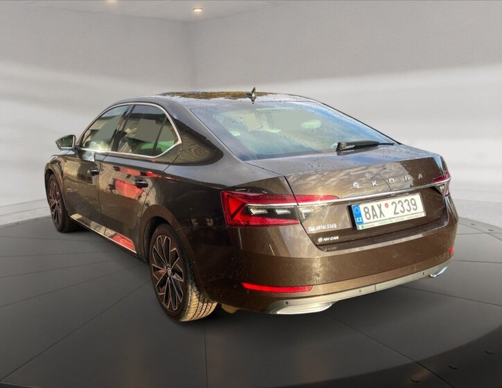 Škoda Superb Sedan / Limuzína 2,0 l 110 kw