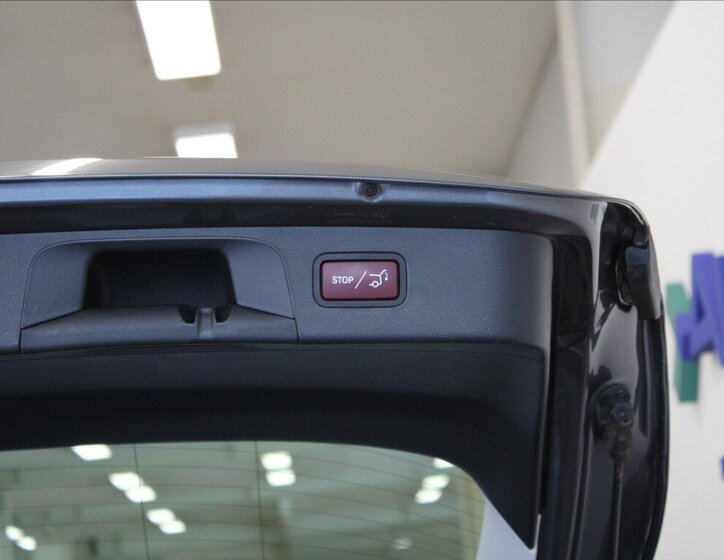 Mercedes-Benz GLC 21