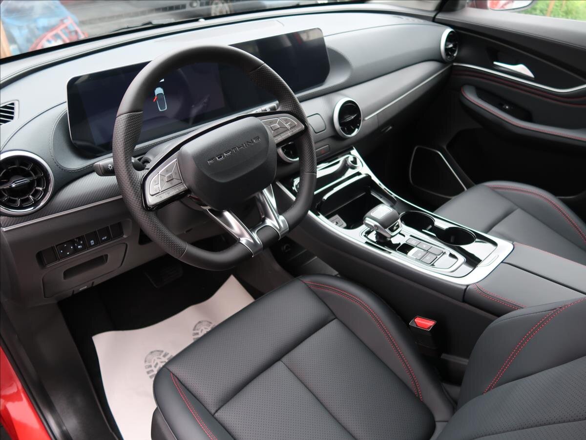 Dongfeng T5 EVO SUV 1,5 l 130 kw