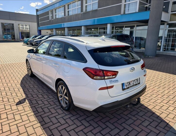 Hyundai i30 Kombi 1,4 l 103 kw