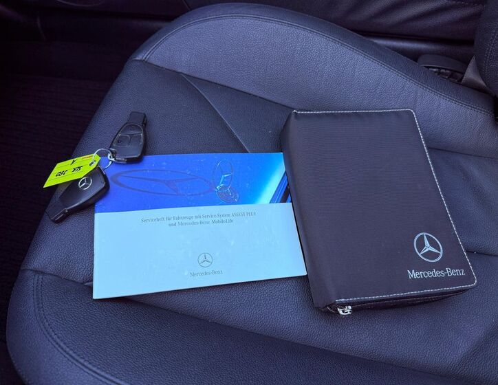 Mercedes-Benz SLK 27